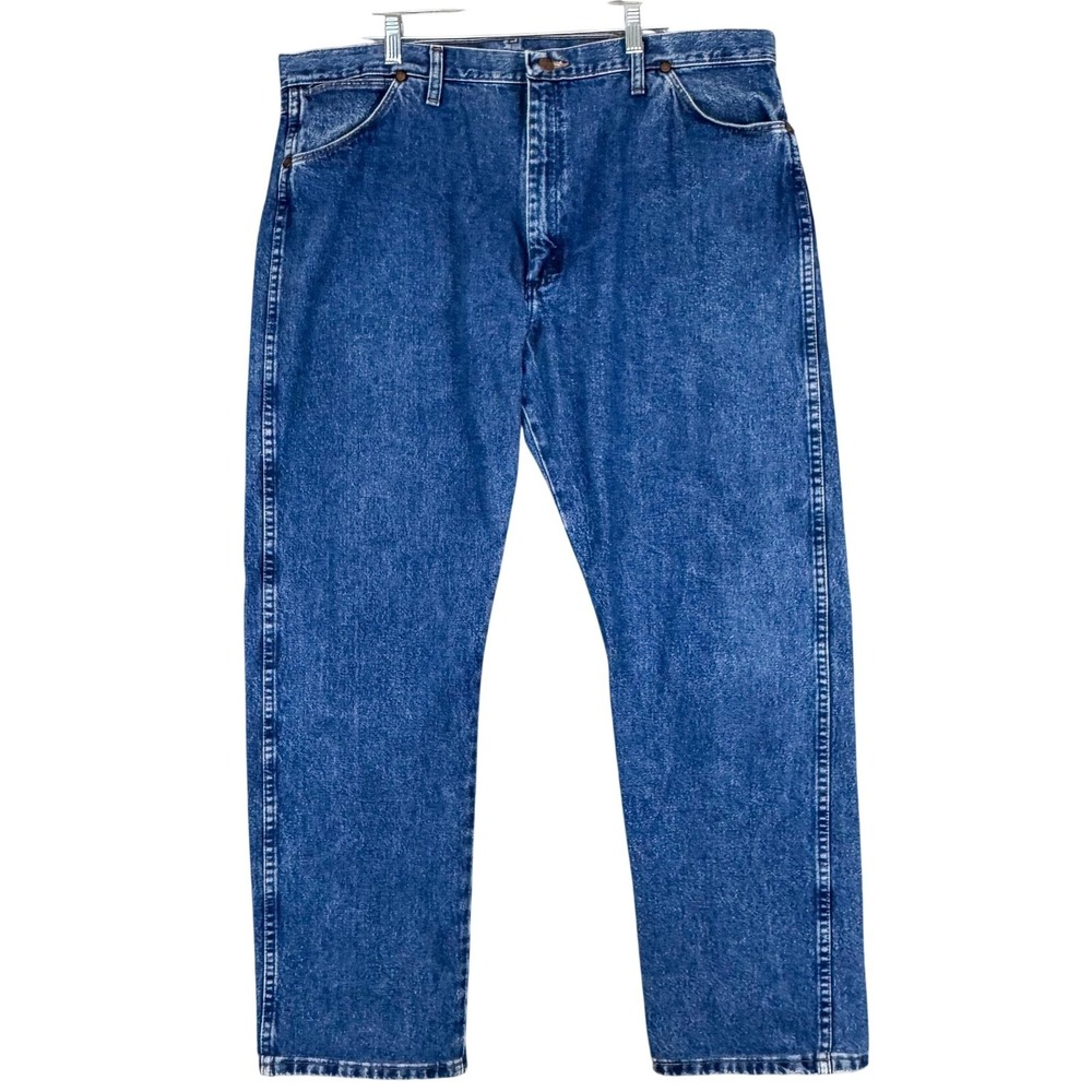 Wrangler 13MWZ Jeans Mens 40 Medium Wash Blue Cowboy Cut Straight Regular 40x30